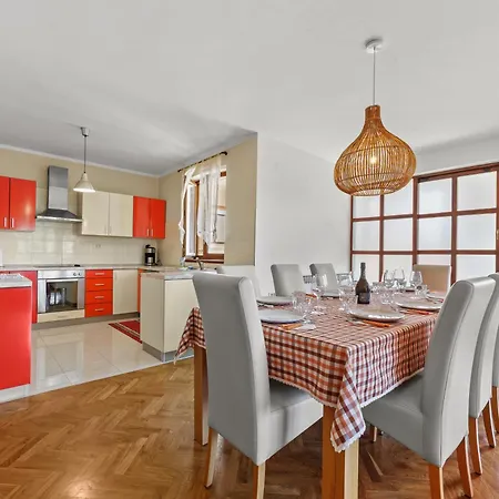 Casamare - Ground Floor *