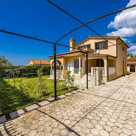Casamare - Ground Floor Apartment